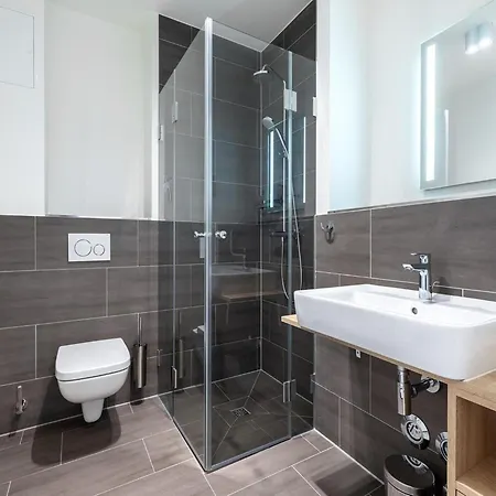 In Strand- Und Parknaehe Apartamento Lübeck